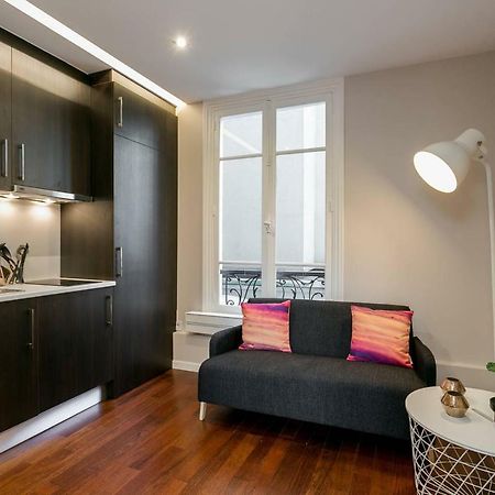 Charmant Studio Neuf Proche Des Invalides Apartment Paris Exterior photo