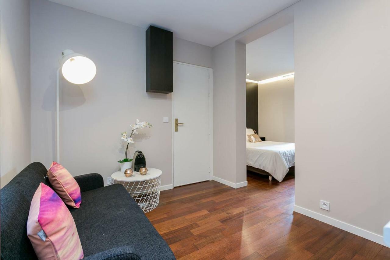 Charmant Studio Neuf Proche Des Invalides Apartment Paris Exterior photo