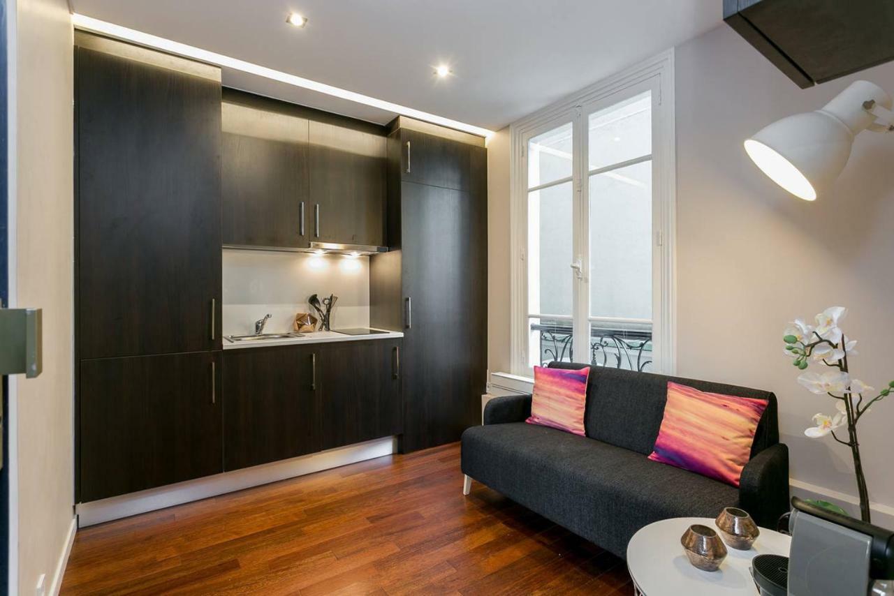 Charmant Studio Neuf Proche Des Invalides Apartment Paris Exterior photo